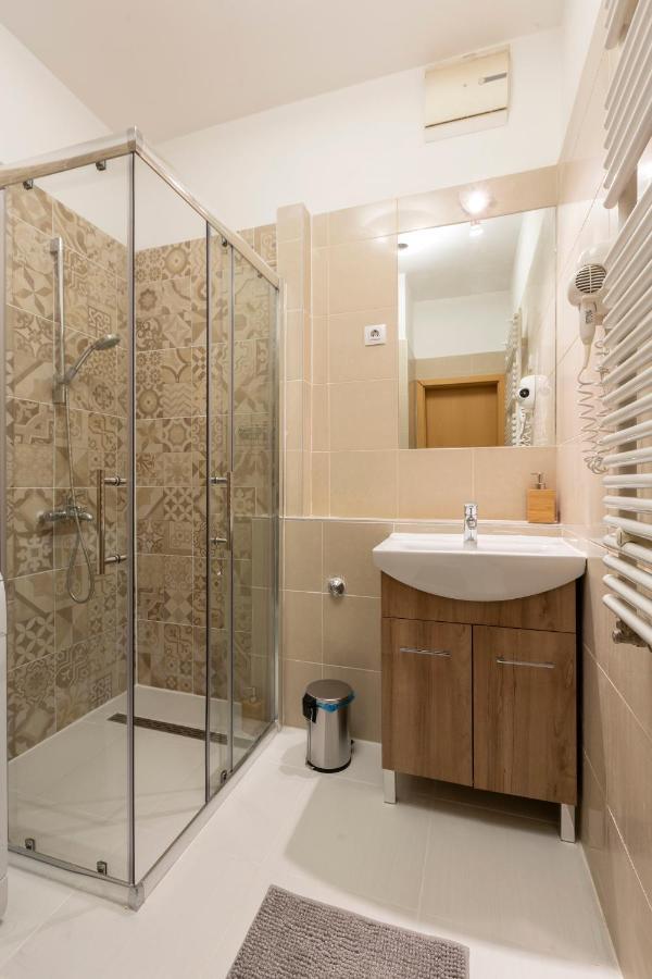 Explore Budapest From A Luxurious Cozy Apartment Luaran gambar