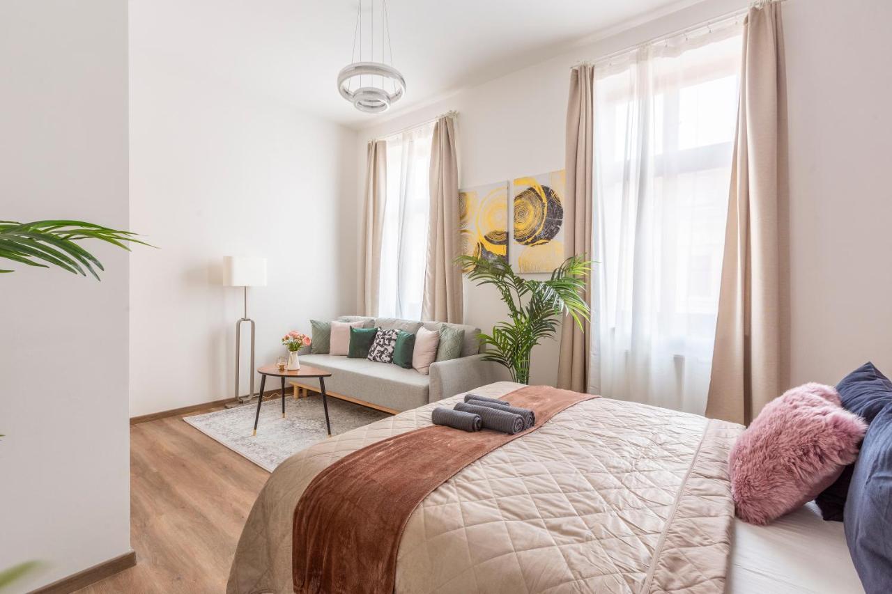 Explore Budapest From A Luxurious Cozy Apartment Luaran gambar